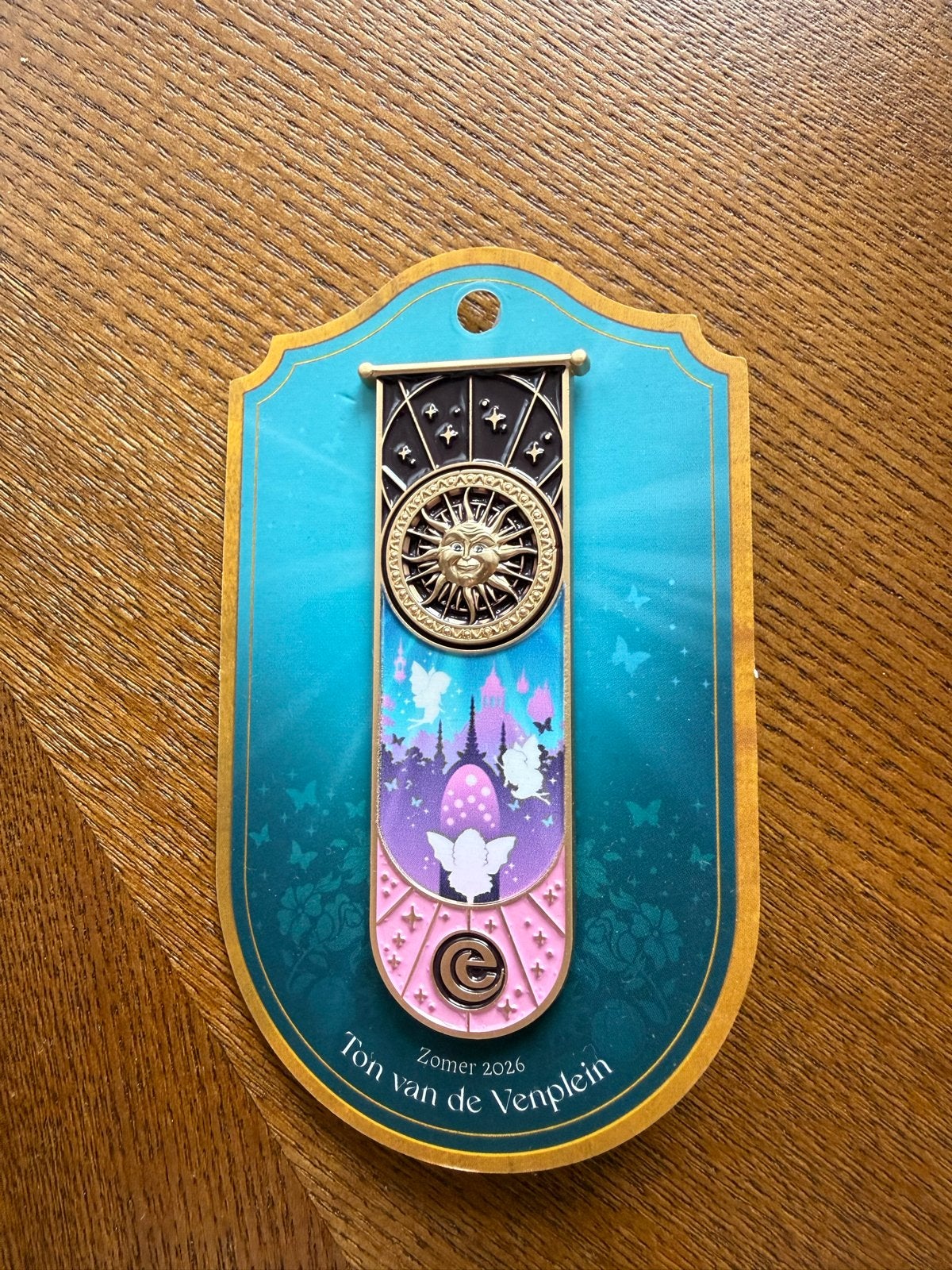 Efteling Zomer 2026 Pin (3/5), Ophalen of Verzenden, Nieuw, Button of Speldje