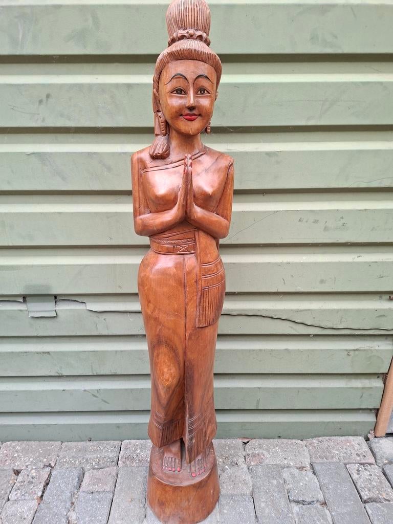128 cm grote Houten Thais beeld van een biddende vrouw, Ophalen, 50 - 100 cm, Handgemaakt, Beeld
