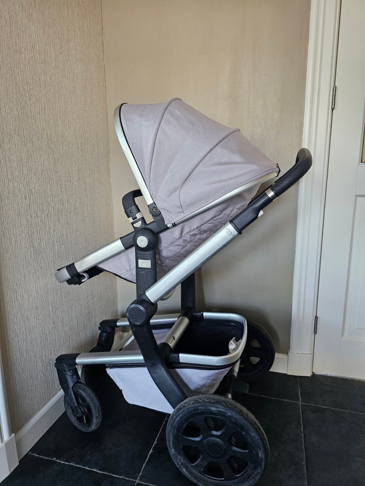 Joolz day 3 kinderwagen grijs, Kinderen en Baby's, Kinderwagens en Combinaties, Ophalen, Zo goed als nieuw, Overige merken