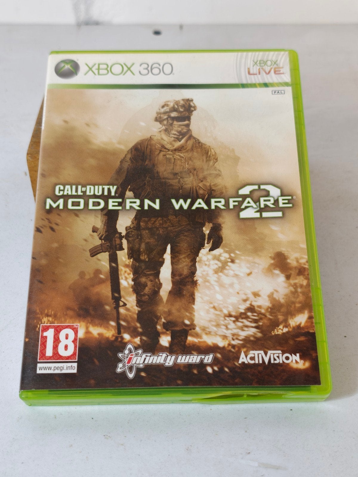 call of duty modern warfare 2 xbox 360, Spelcomputers en Games, Vanaf 18 jaar, Shooter, Ophalen of Verzenden, Zo goed als nieuw