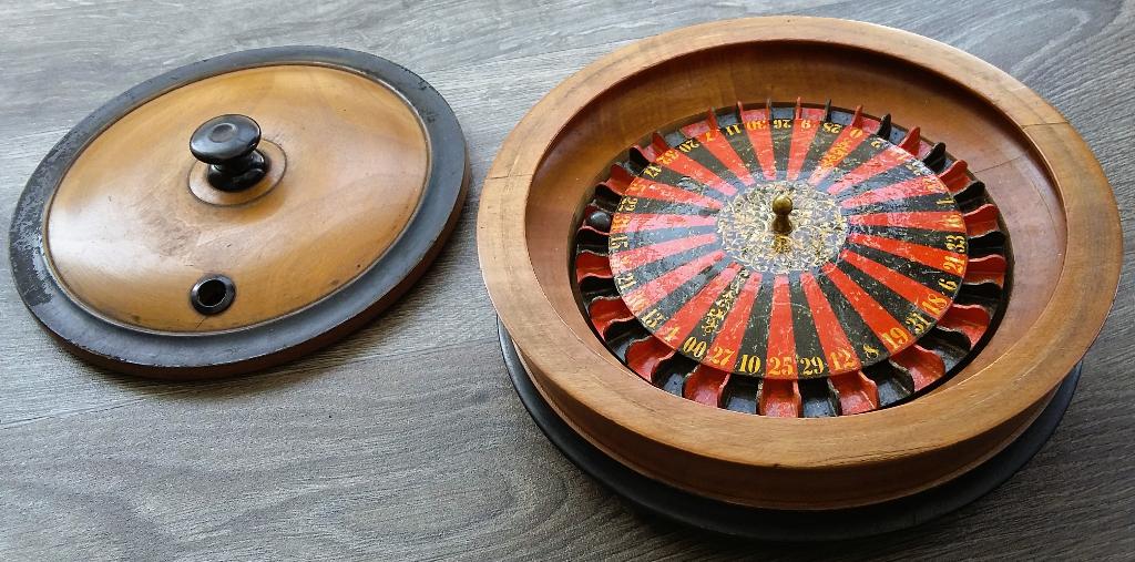Omstreeks 1900 MINI MINIATUUR Café Spel Franse Roulette, Antiek en Kunst, Ophalen of Verzenden