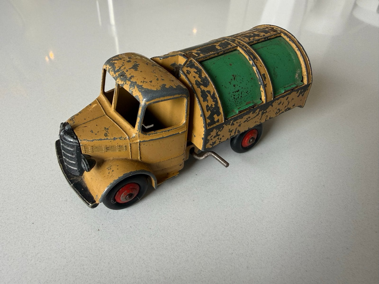Dinky Toys Bedford Refuse Wagon (Vuilniswagen) -Nr. 25V / 2, Ophalen of Verzenden, Gebruikt