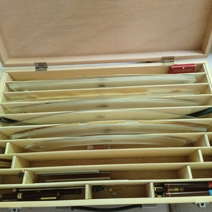 Tekenbenodigdheden: Houten kist met Linex, Rotring, etc., Ophalen of Verzenden, Zo goed als nieuw