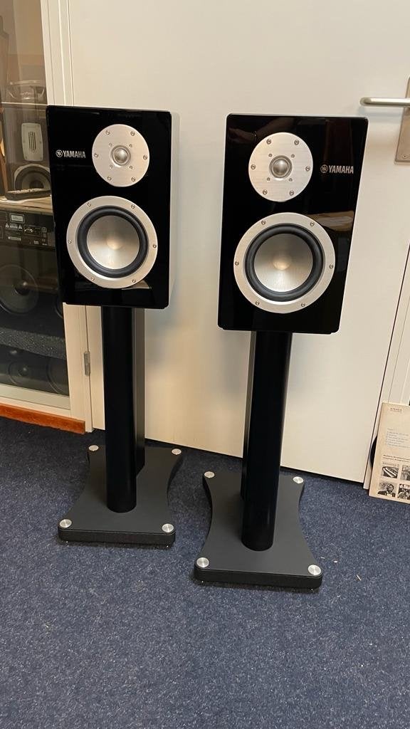 Yamaha NS-3000 + SPS-3000 Speaker Stands - ZGAN, Studiomonitor, ., Yamaha, Ophalen of Verzenden