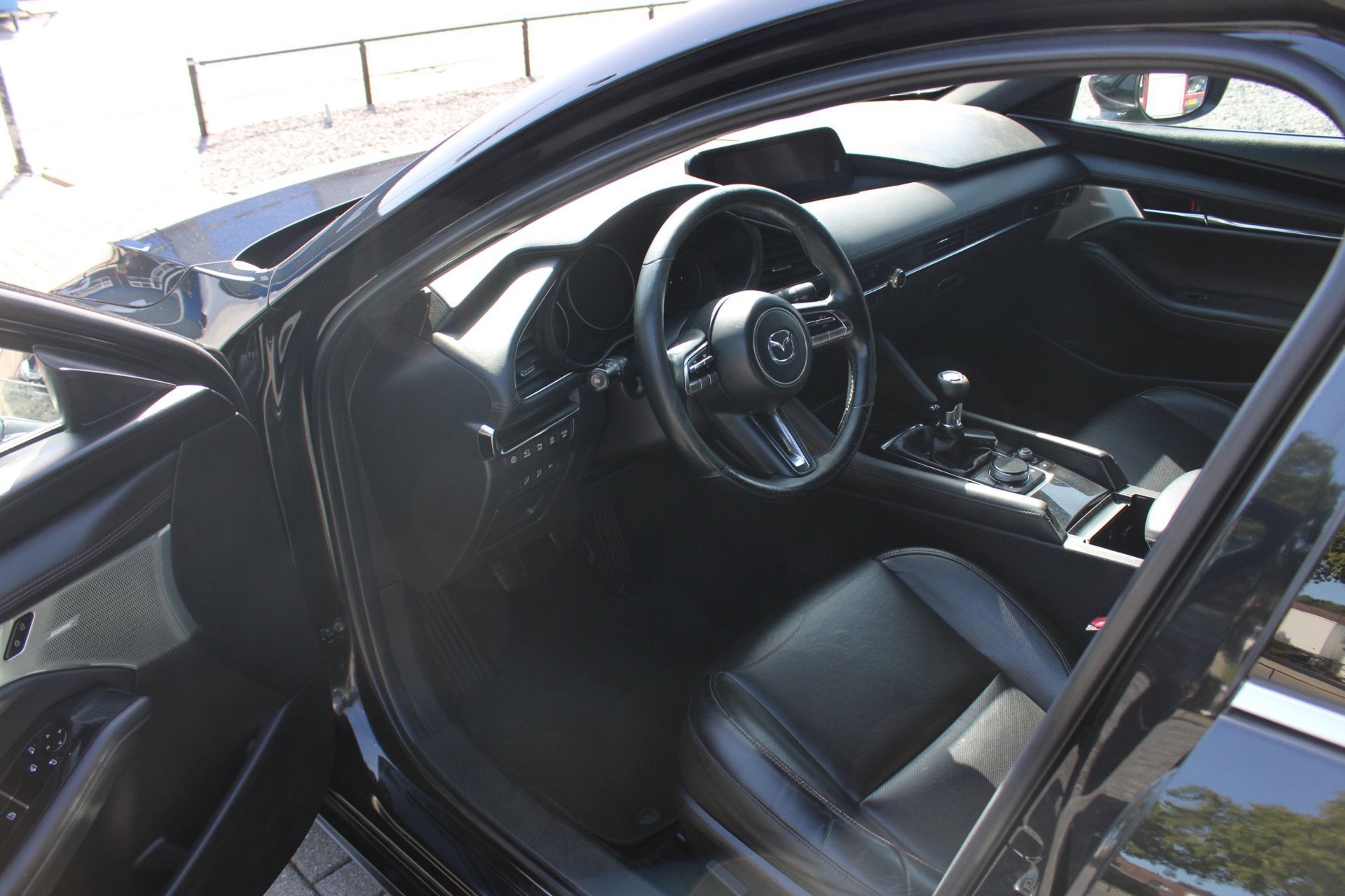 Mazda 3 2.0 e-SkyActiv-X M Hybrid 180 Luxury, Auto's, Voorwielaandrijving, Gebruikt, 4 cilinders, Zwart