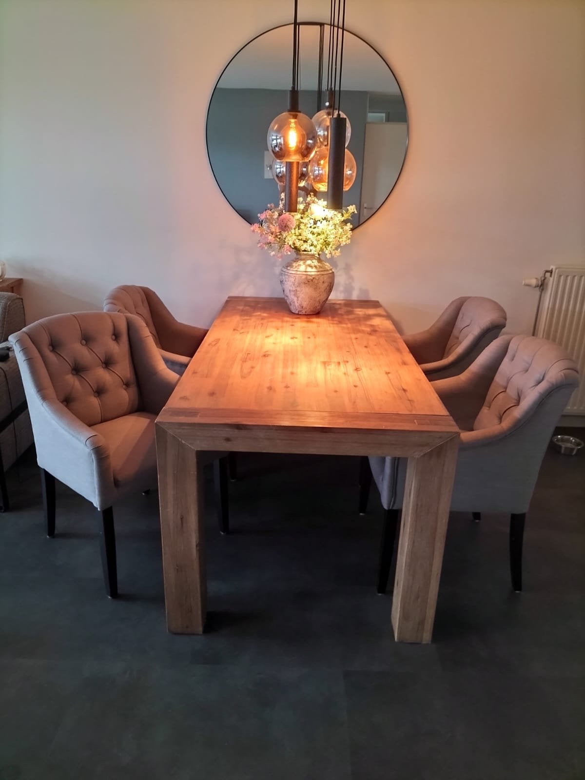 Robuuste houten eettafel met 4 stoelen, Ophalen, Gebruikt, 50 tot 100 cm, 150 tot 200 cm