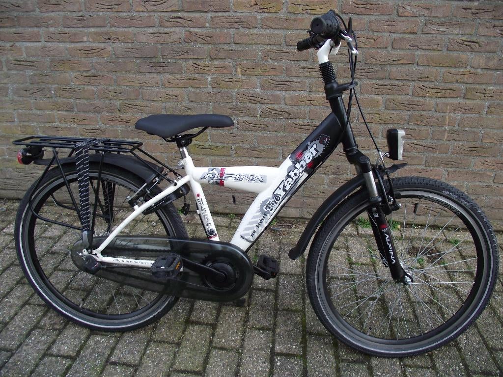 24 inch jongensfiets alpina yabber 3 speed en vering, Fietsen en Brommers, Ophalen, 24 inch, Velgrem, Versnellingen