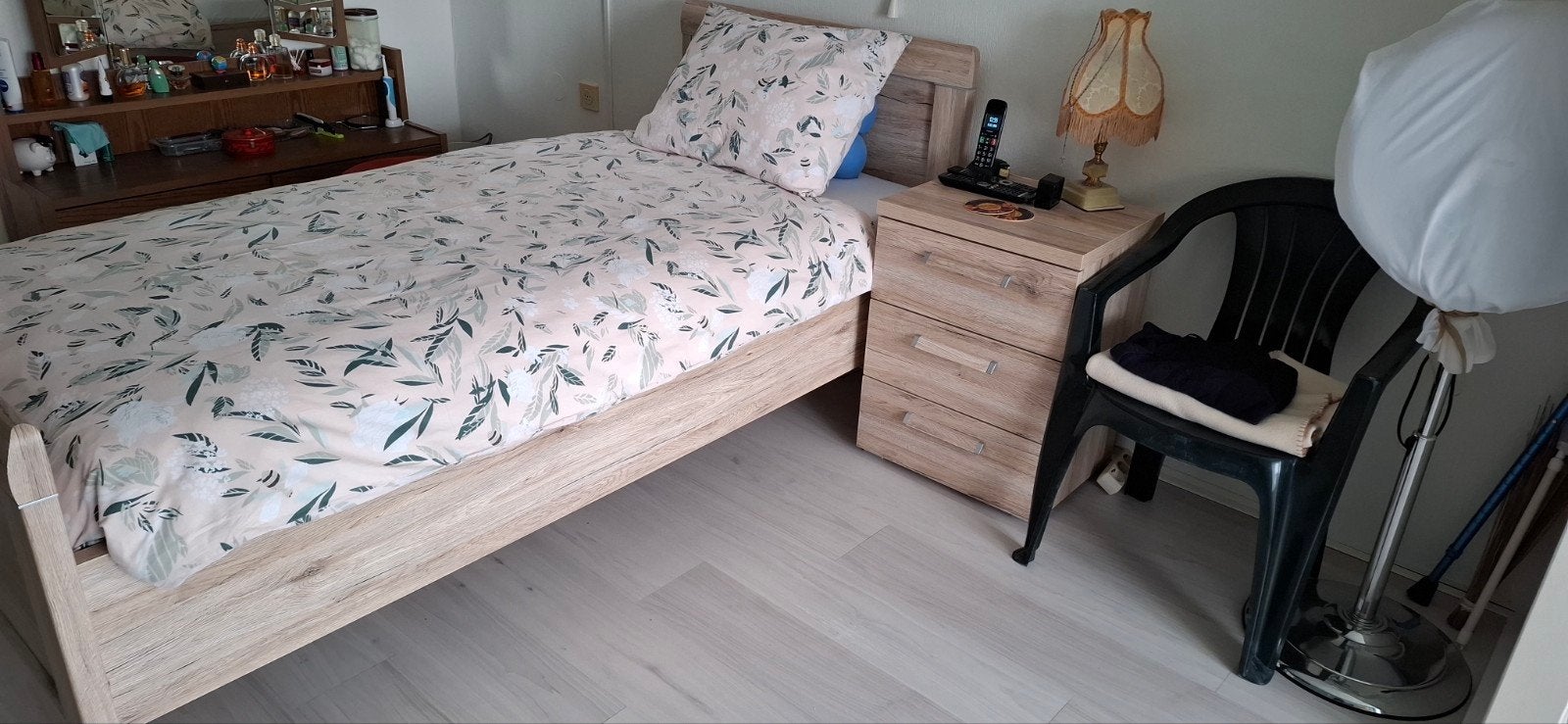 Seniorenbed, Huis en Inrichting, Slaapkamer | Bedden, Ophalen