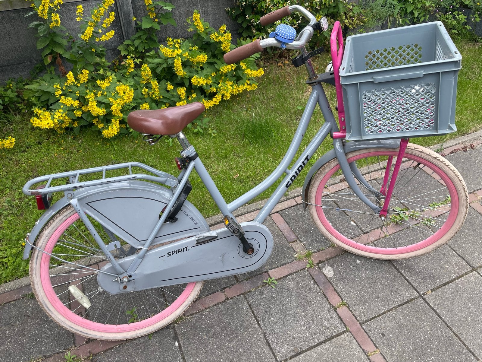 Spirit damesfiets met voordrager en mandje, Fietsen en Brommers, Fietsen | Dames | Damesfietsen, Terugtraprem, Gebruikt, 50 tot 53 cm
