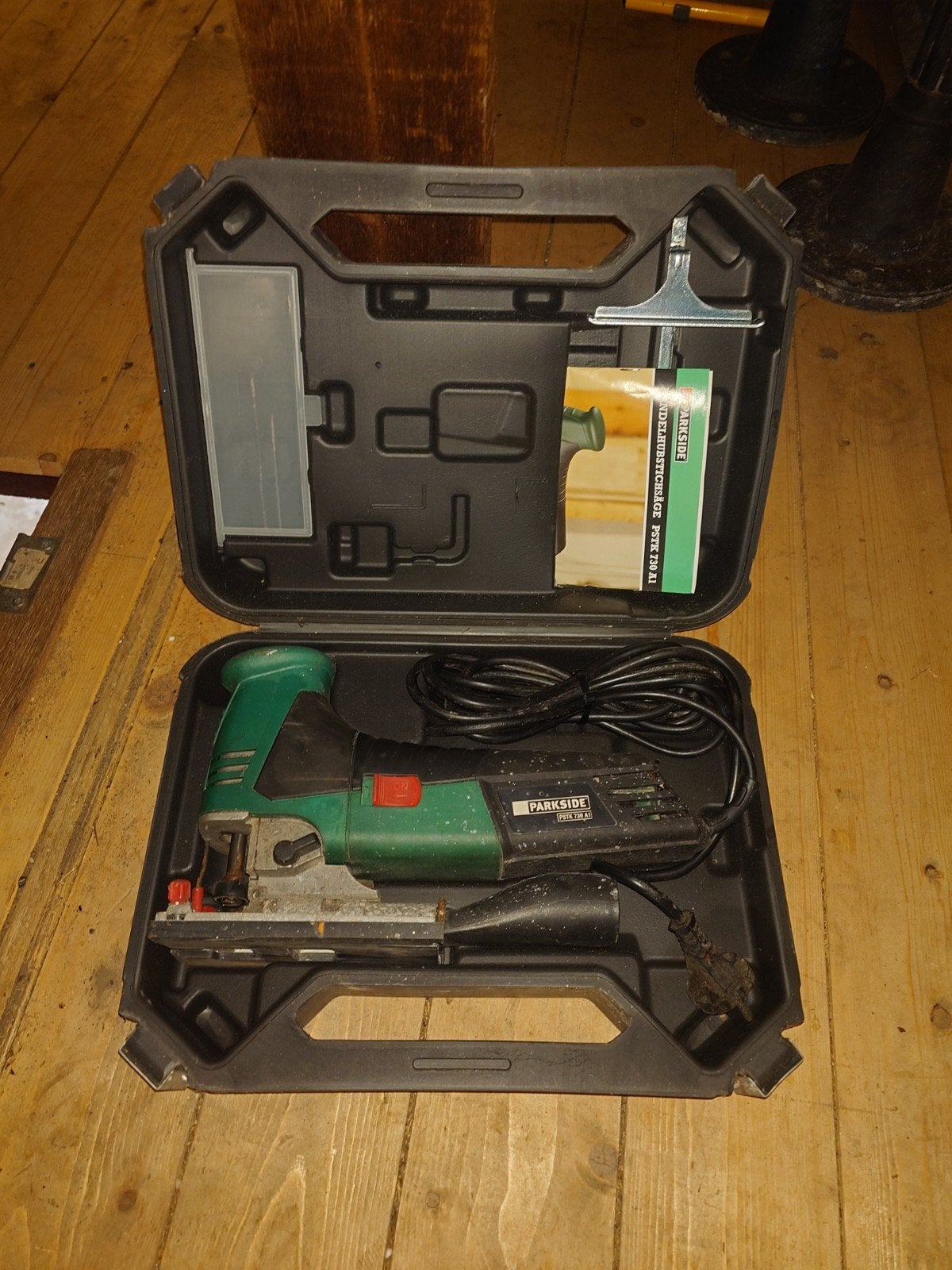 Parkside Decoupeerzaag PSTK 730 A1 met koffer, Ophalen, Gebruikt, Decoupeerzaag, 600 tot 1200 watt