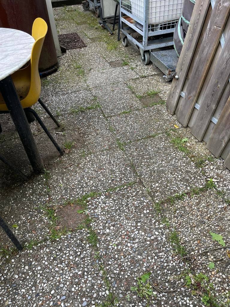 Gebruikte Stoeptegels / Grindtegels gratis, Tuin en Terras, Tegels en Klinkers, Ophalen, Gebruikt, 10 m² of meer, Grind