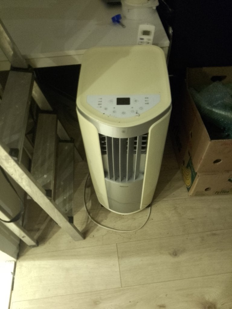 Qlima Mobiele Airco met Afstandsbediening, Witgoed en Apparatuur, Ophalen, Gebruikt, Minder dan 60 m³, 3 snelheden of meer