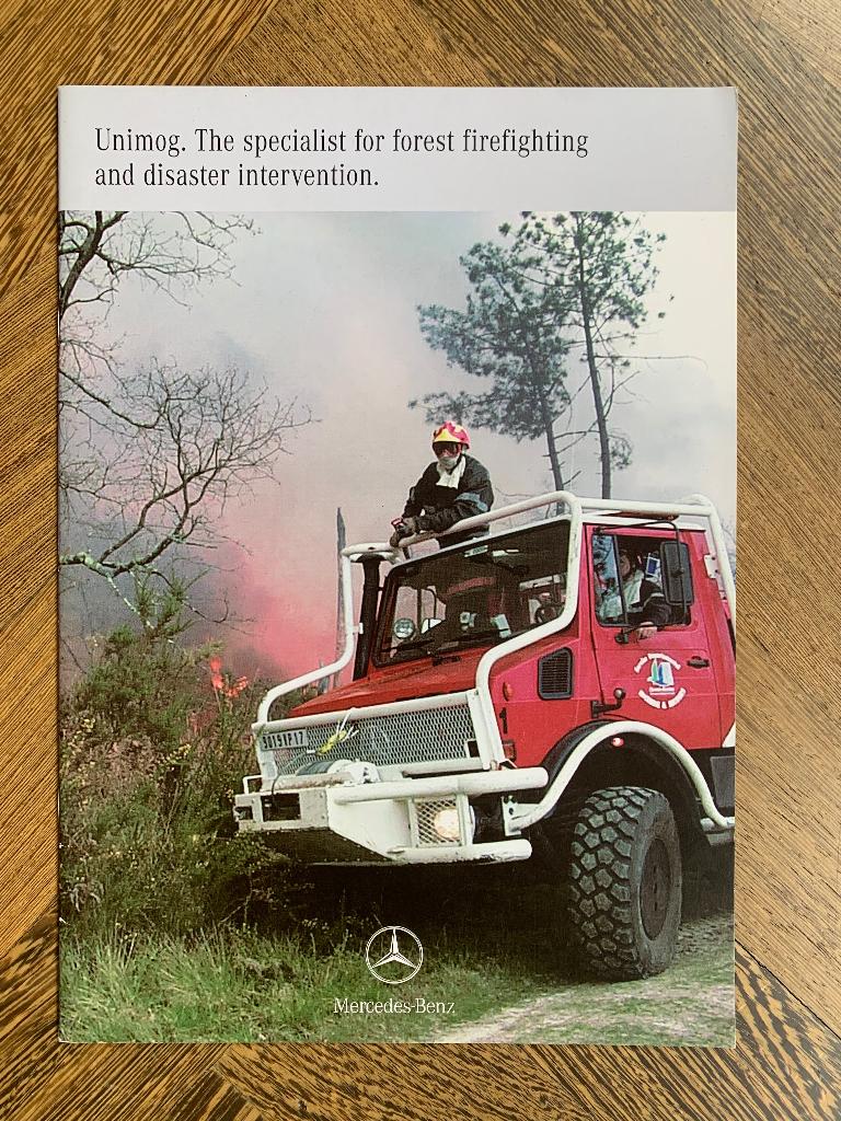Folder Mercedes-Benz Unimog brandweer en rampen 2005 nieuw, Nieuw, Mercedes-Benz, Mercedes, Ophalen of Verzenden