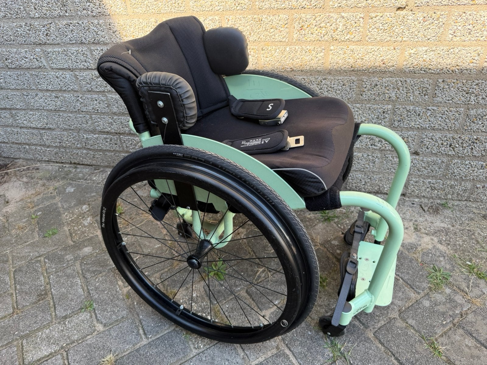 tns activator kinderen rolstoel, Diversen, Rolstoelen, Ophalen, Zo goed als nieuw, Duwrolstoel