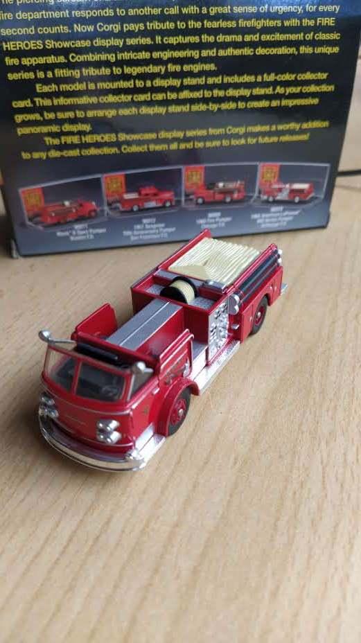 CORGI TOYS AMERICAN LAFRANCE, nieuw met doos, Hobby en Vrije tijd, Modelauto's | 1:43, Ophalen of Verzenden, Nieuw, Auto, Corgi
