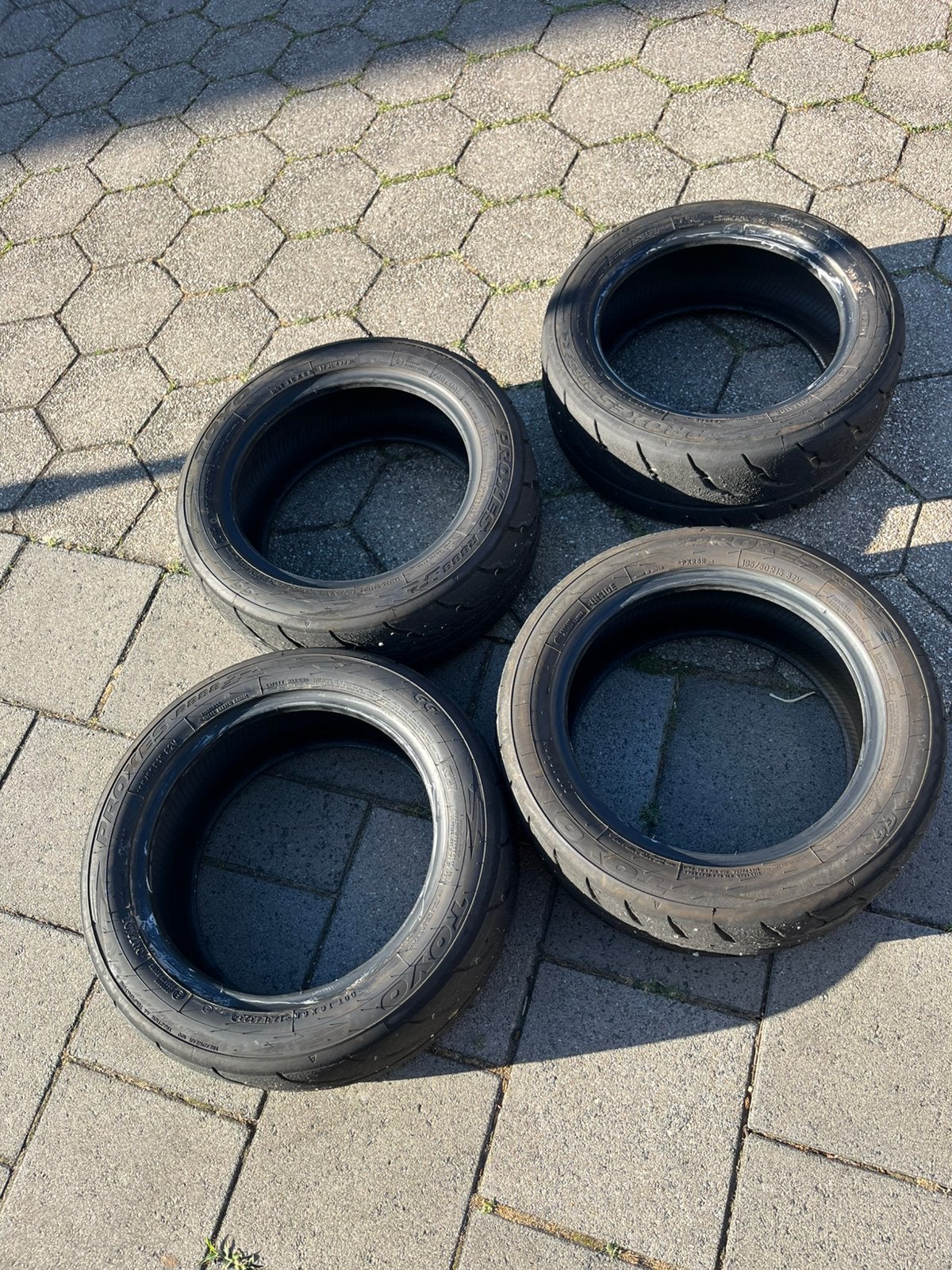 Toyo R888R semi slicks 195/50-15 amper gebruikt, Auto diversen, Ophalen, Gebruikt