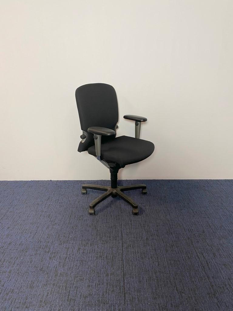 30 x Bureaustoel Comforto 77, nieuw zwart gestoffeerd, Ophalen, Gebruikt, Zwart, Bureaustoel