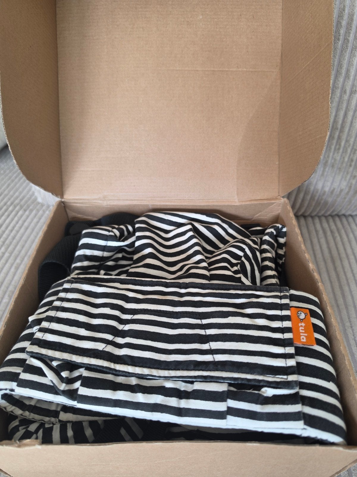 Tula Free to Grow, Kinderen en Baby's, Overige merken, Buik of Rug, Ophalen of Verzenden, Zo goed als nieuw