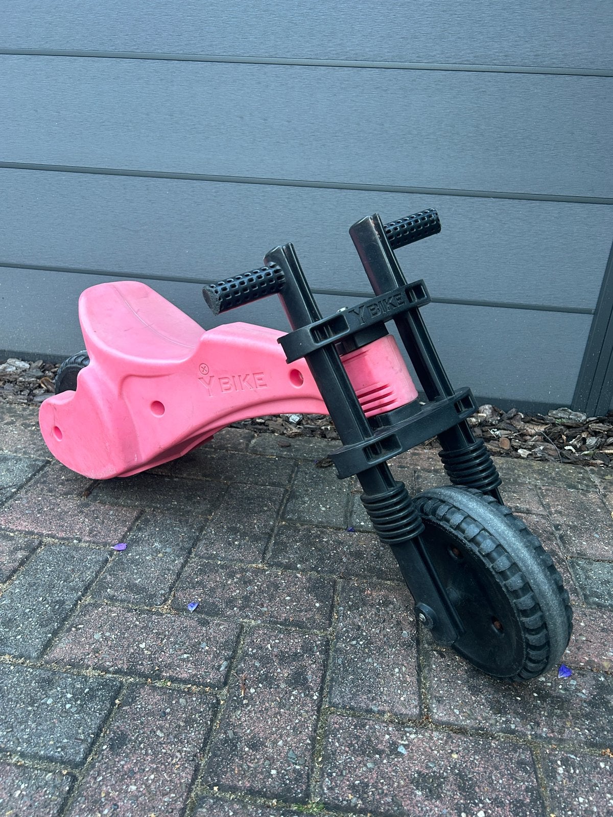 Roze Y-BIKE loopfiets, Ophalen, Gebruikt, Loopvoertuig