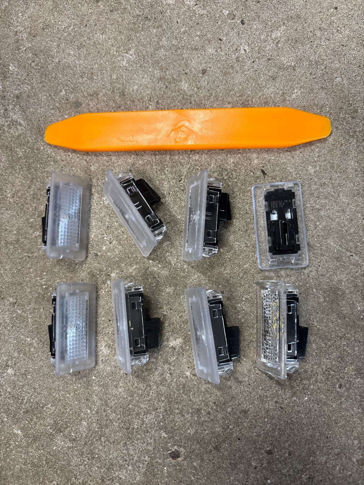 8 LED lampen voor fellere verlichting Tesla Model 3 deuren, Auto-onderdelen, Ophalen of Verzenden, Gebruikt, Overige automerken