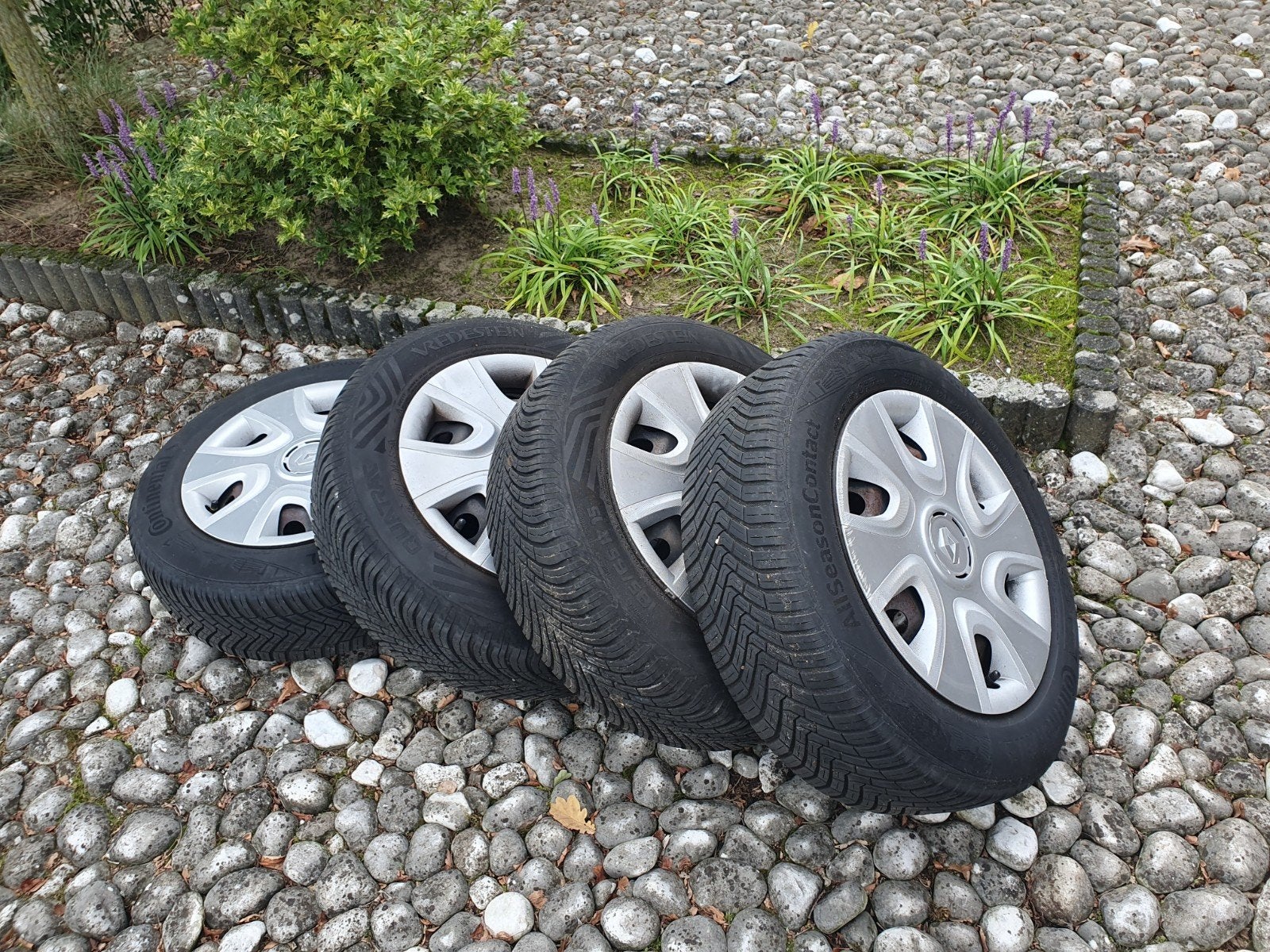 Nieuwe 4 All-season banden 185/65 R15 Renault velgen, Auto-onderdelen, Ophalen, Gebruikt, 15 inch, Banden en Velgen