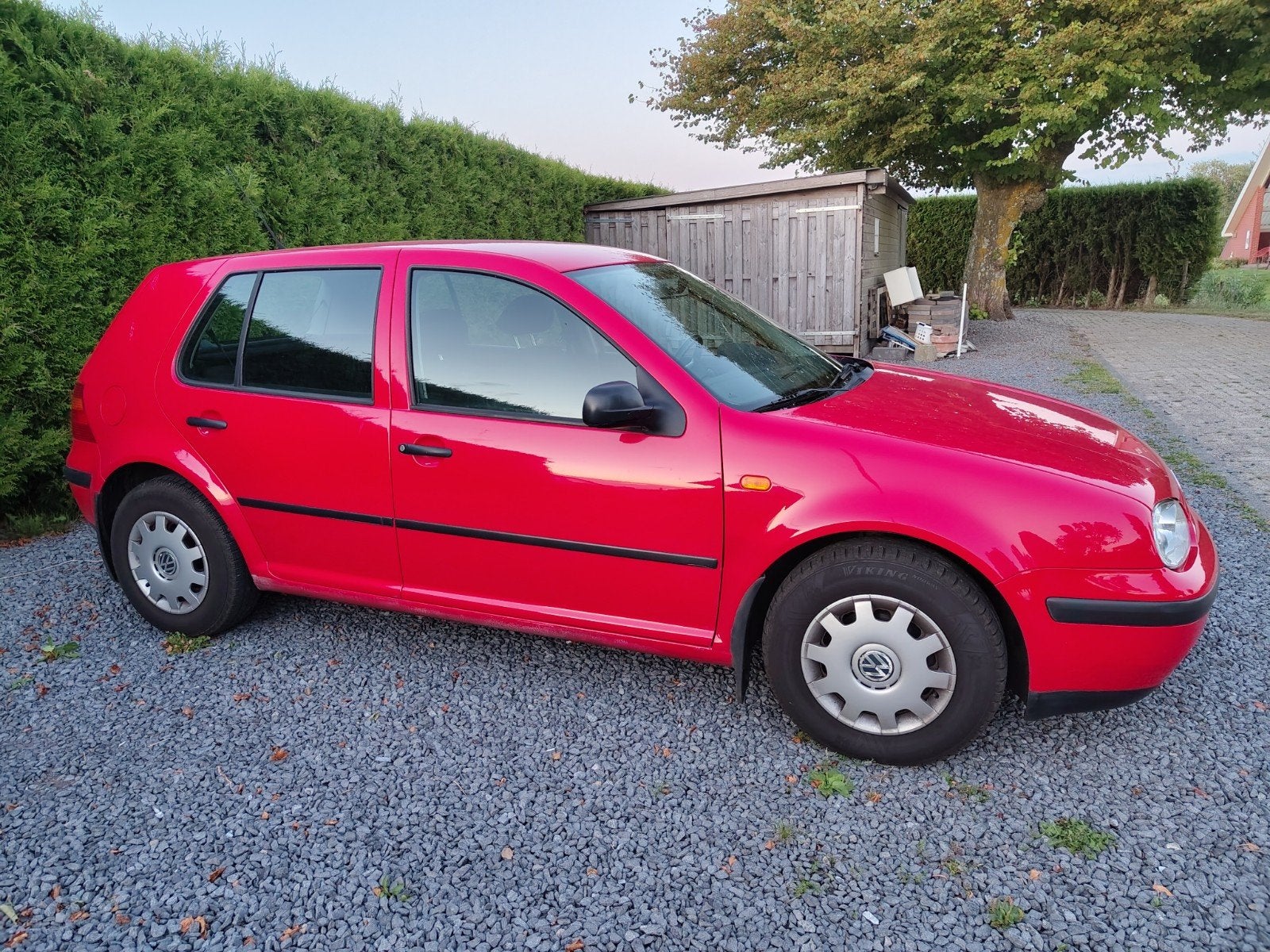 Volkswagen Golf 1.6 74KW 1998 Rood, Auto's, 4 cilinders, 100 pk, 49 €/maand, 1200 kg