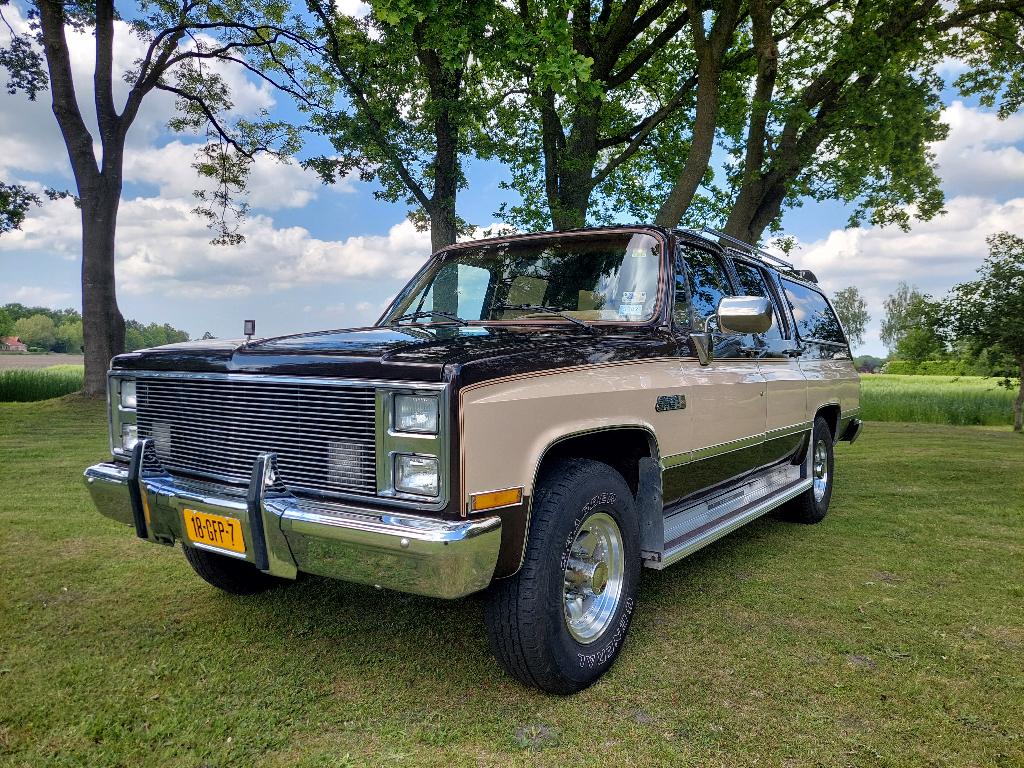 GMC Suburban sierra classic 2500 454ci 1985 Airco Cruise CV, Automaat, Bruin, Standkachel, 7 stoelen