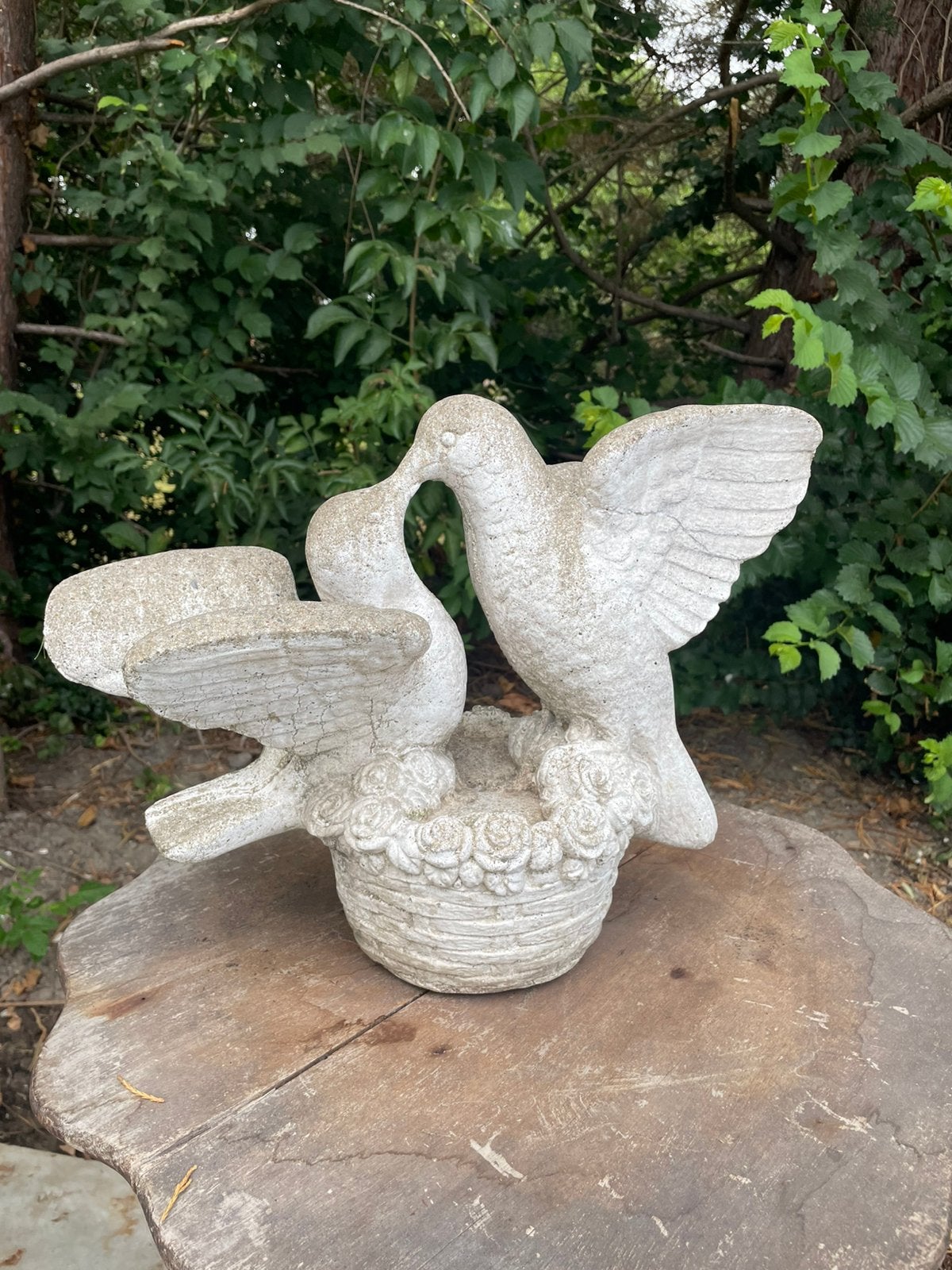 Duiven paartje van steen, Tuin en Terras, Tuinbeelden, Ophalen, Gebruikt, Steen