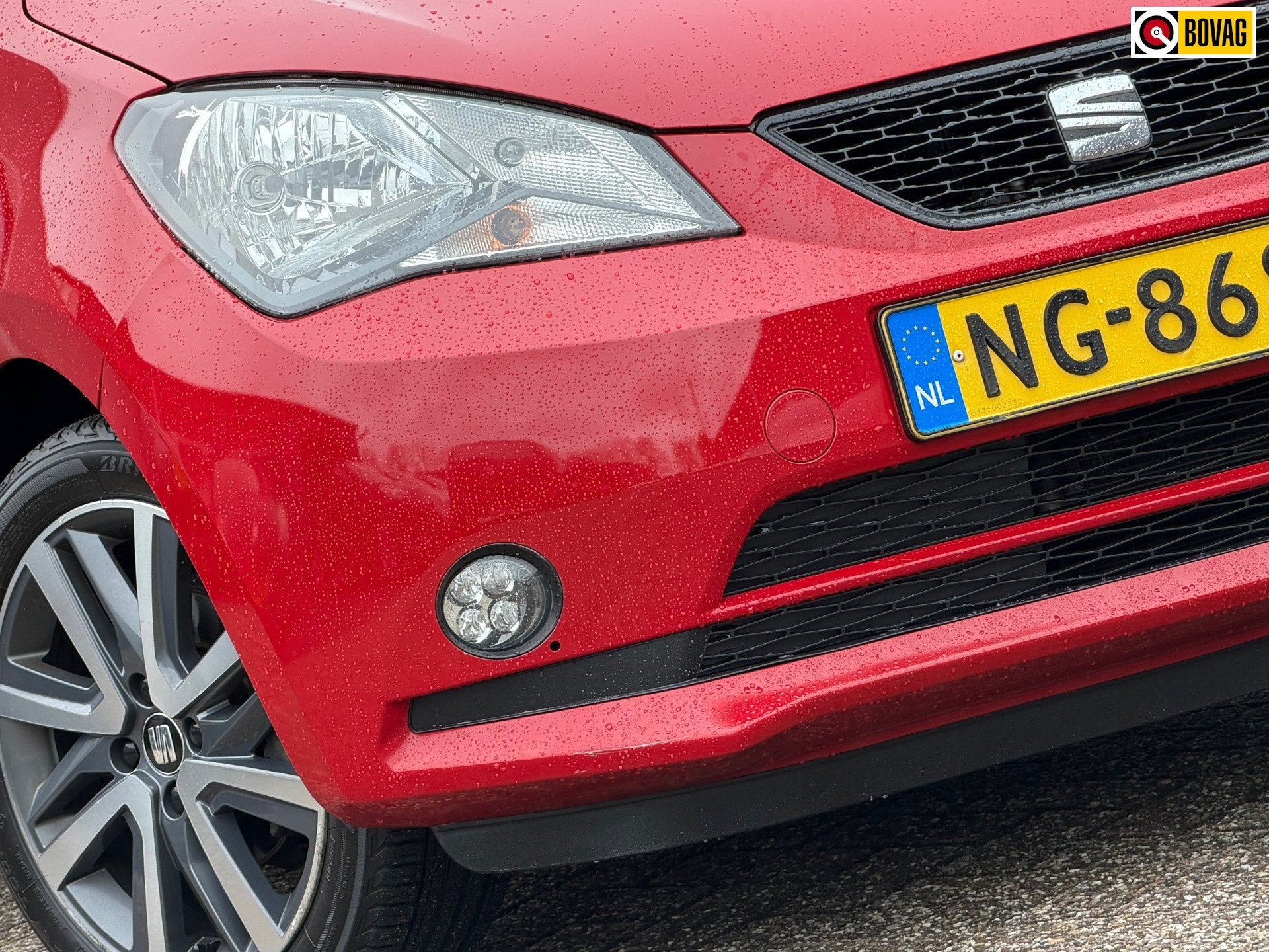 Seat Mii 1.0 FR-line | Tornado Red | Airco/Bluetooth/LED - L, Auto's, Voorwielaandrijving, Dealer onderhouden, Stof, Gebruikt