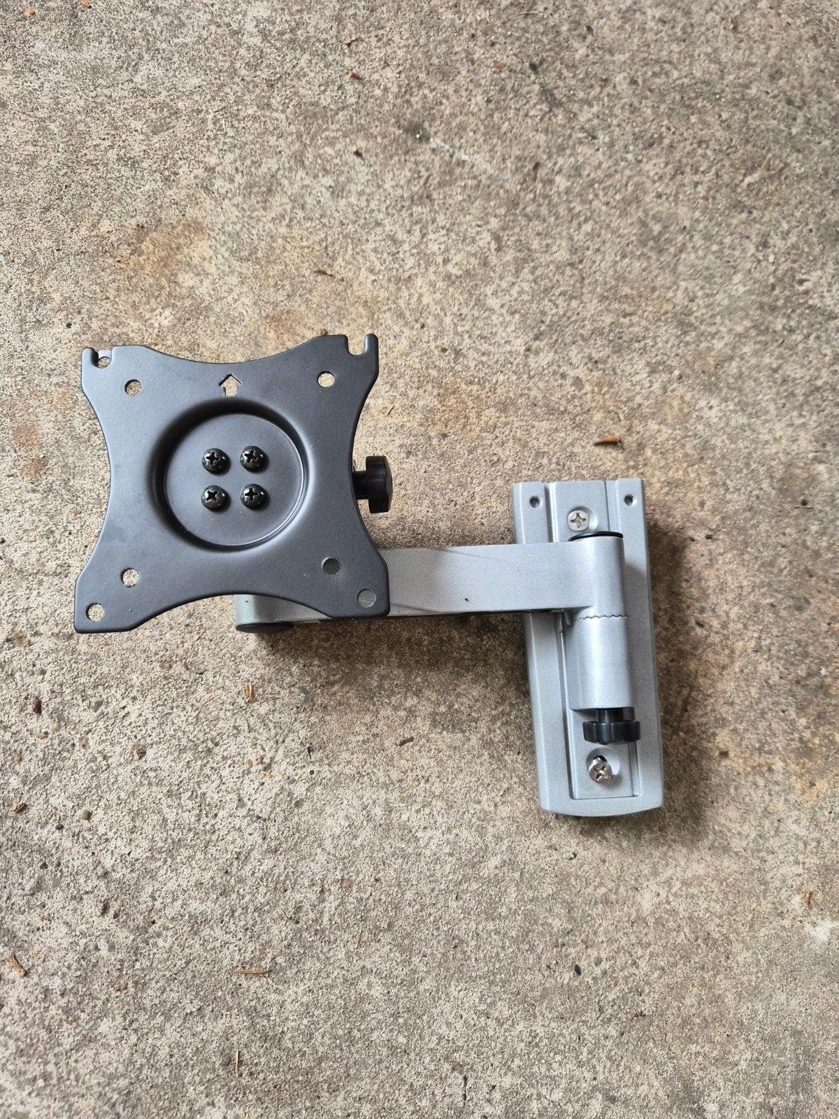 Monitor Beugel VESA Muurbeugel Zilver, Caravans en Kamperen, Camper-accessoires, Ophalen, Gebruikt