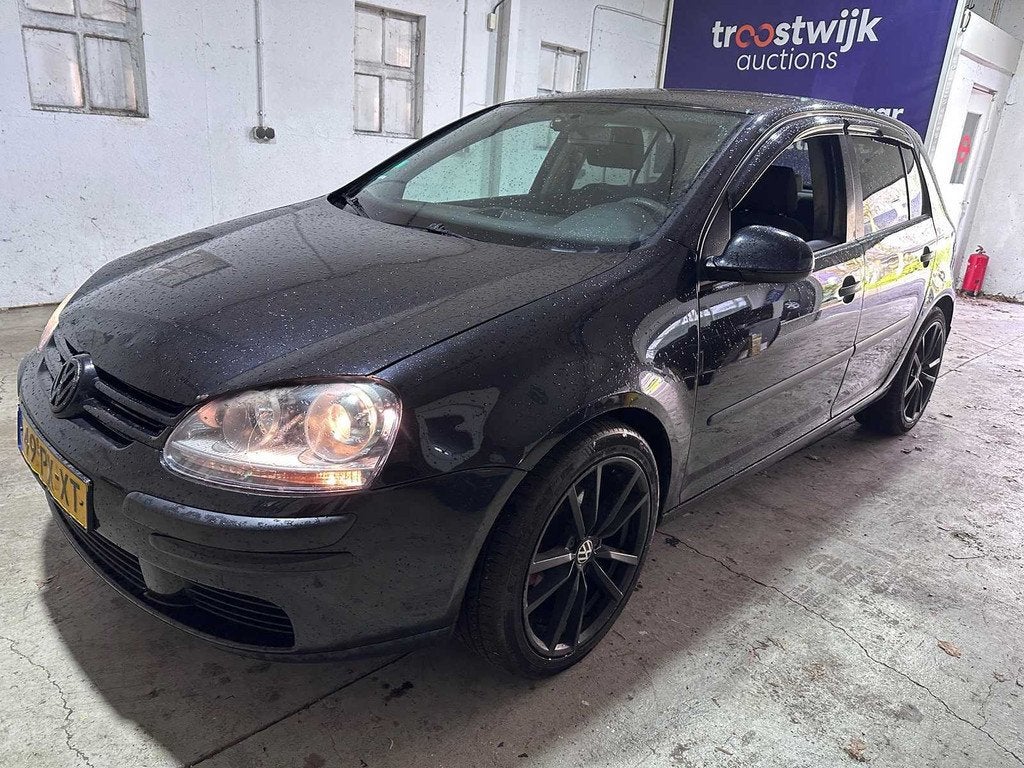 Volkswagen - Golf - 1.6 Trendline - 49-PX-XT- 2005, Auto's, Volkswagen, Voorwielaandrijving, Gebruikt, 4 cilinders, 620 kg