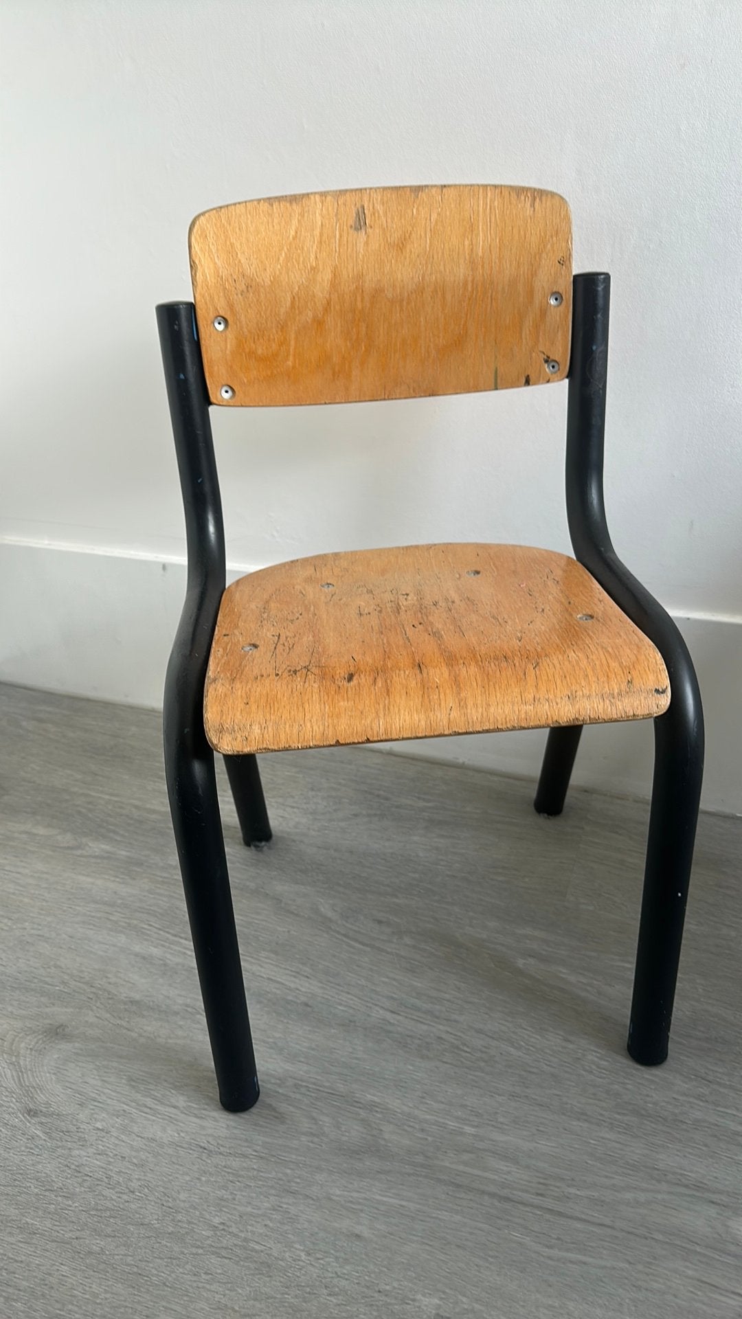 Kinder (peuter/kleuter) stoeltje, Kinderen en Baby's, Kinderkamer | Tafels en Stoelen, Ophalen, Gebruikt, Stoel(en)
