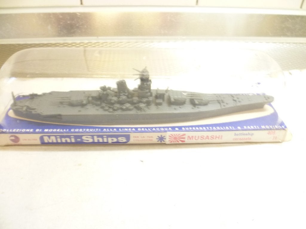 Casadio Italy Battleship Musashi WW11 schaalmodel 1:1200, Ophalen of Verzenden, Marine, Overige gebieden, Miniatuur of Beeldje