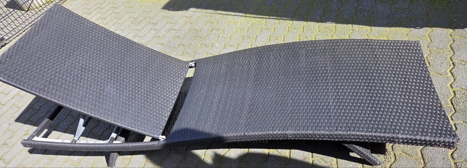 Wicker ligbed met verstelbare rugleuning, Ophalen, Gebruikt, Wicker, Verstelbaar