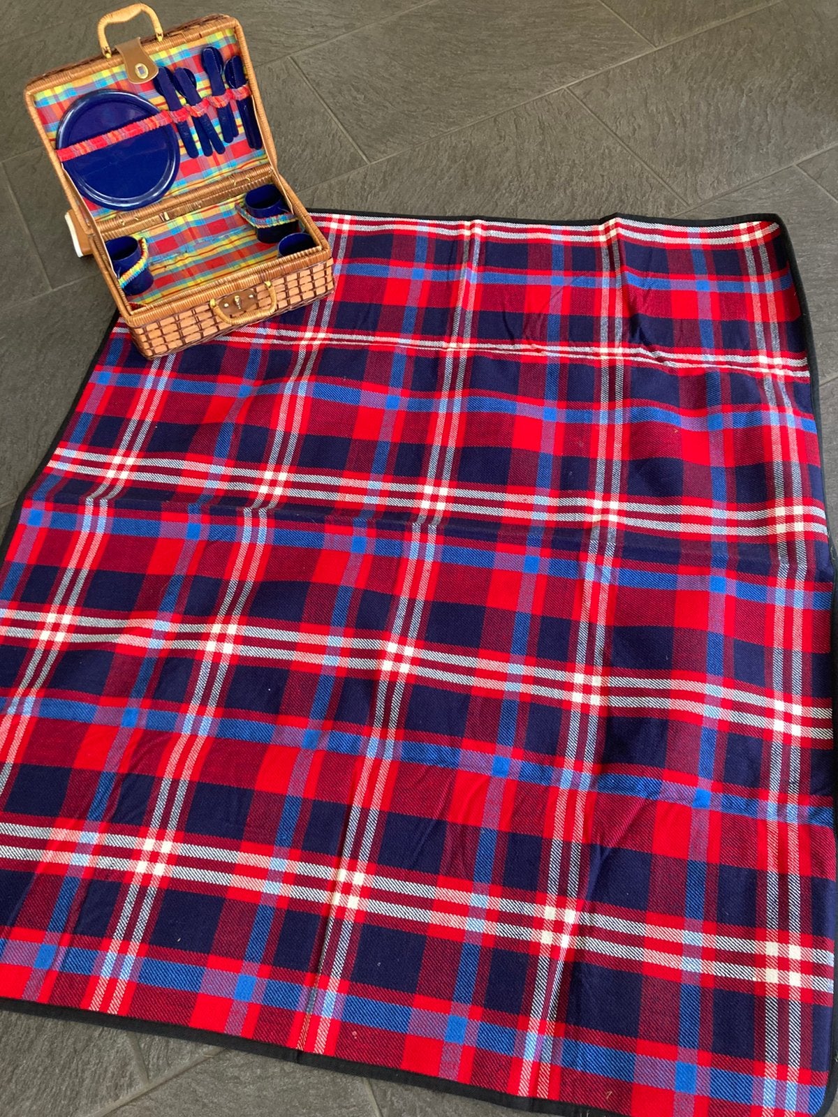 Picknickmandje en kleed, Ophalen of Verzenden, Gebruikt