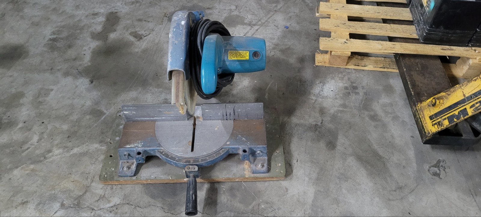 Makita afkortzaag, Ophalen, 1200 watt of meer, Afkortzaag, 30 tot 70 mm