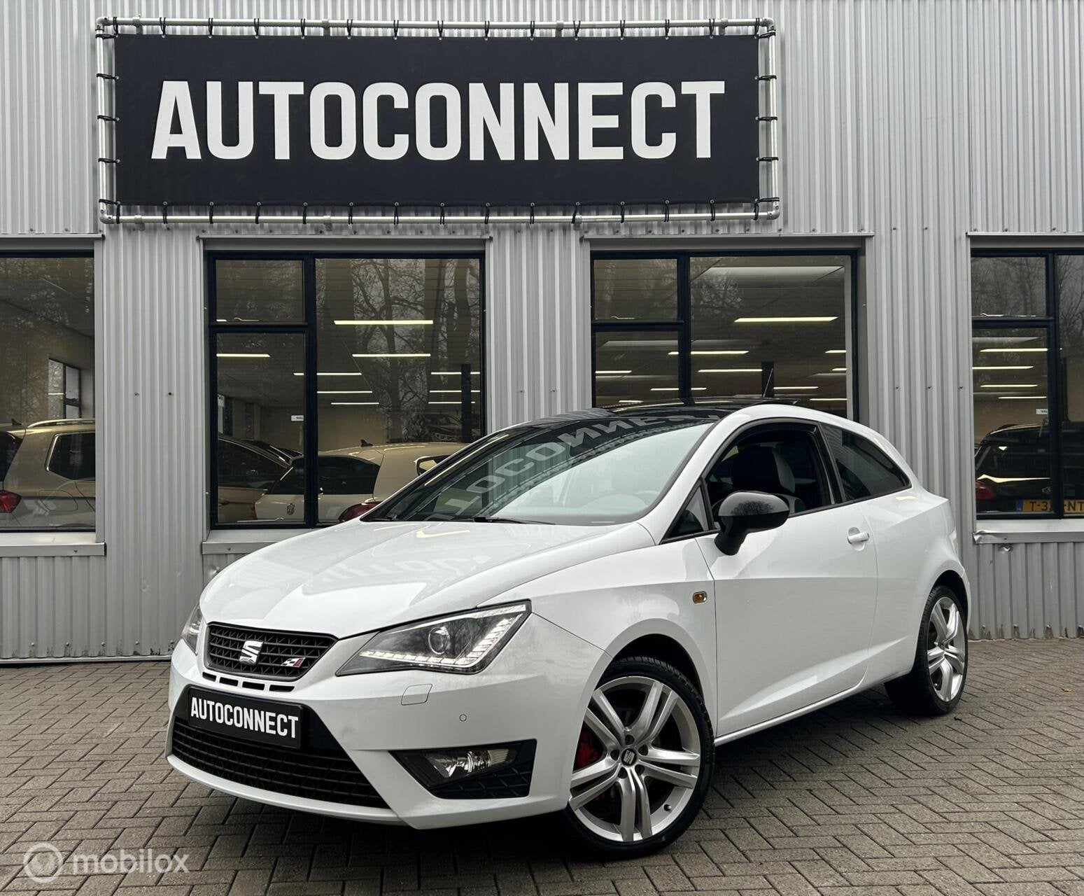 Seat Ibiza SC 1.4 TSI Cupra, PANODAK, LEDER, CRUISE, PDC, Auto's, Seat, Gebruikt, 179 pk, Leder, Bedrijf
