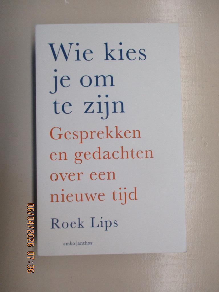 Roek Lips - Wie kies je om te zijn., Boeken, Ophalen of Verzenden, Nieuw