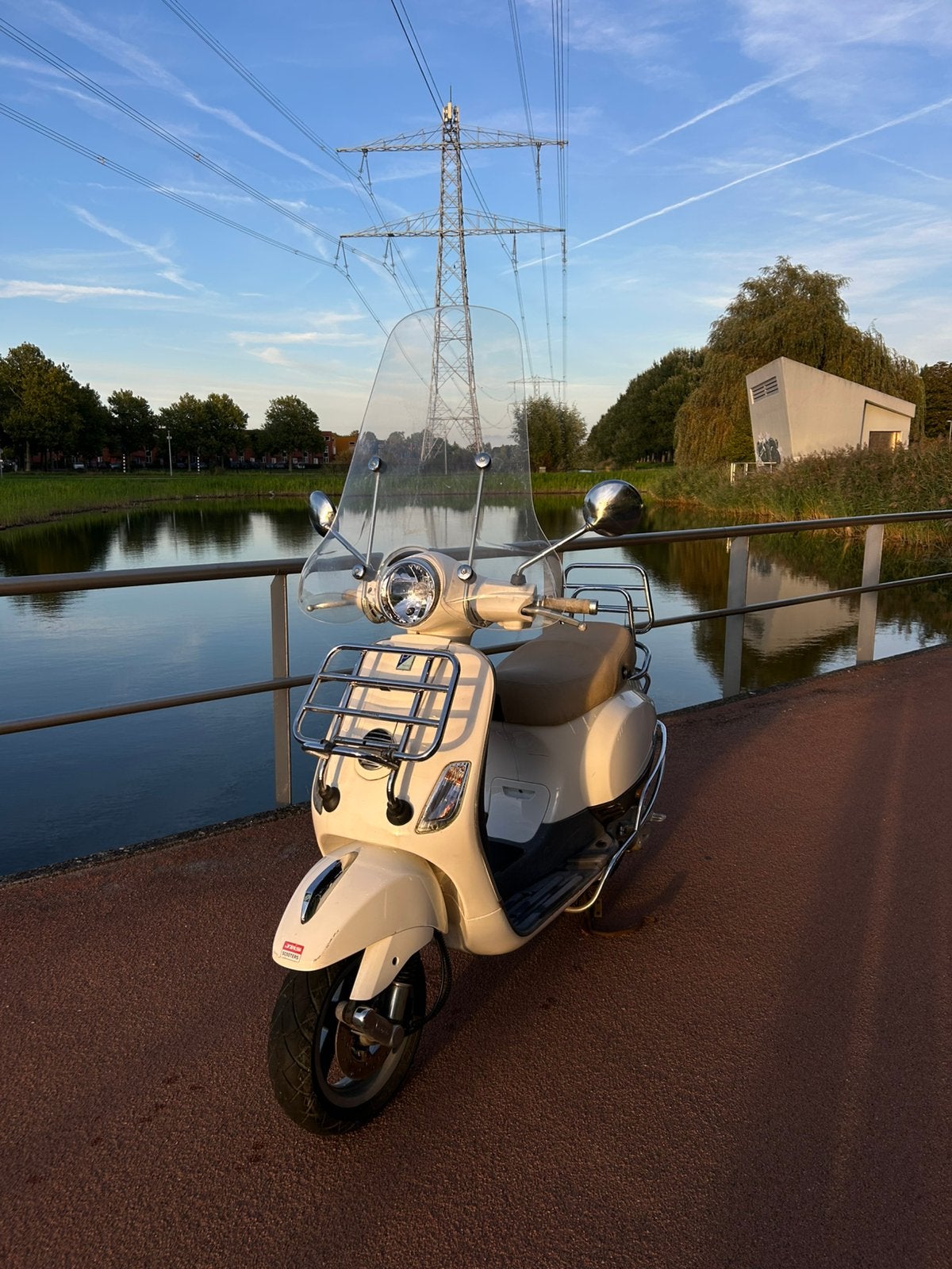 Vespa LX50 4T 2011 8926 km, Fietsen en Brommers, Ophalen, Zo goed als nieuw, Benzine, Vespa LX