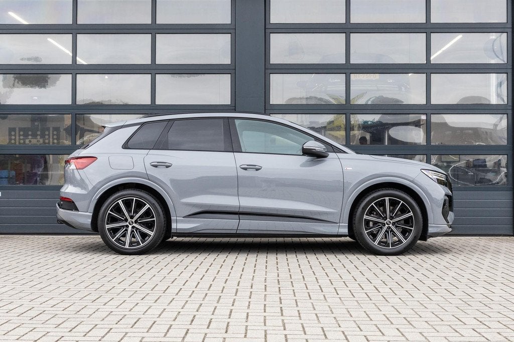 Audi Q4 e-tron 45 286pk S Edition 82 kWh | SoH 99% | Panoram, Auto's, Audi, Automaat, 12 maanden, Achterwielaandrijving, Gebruikt