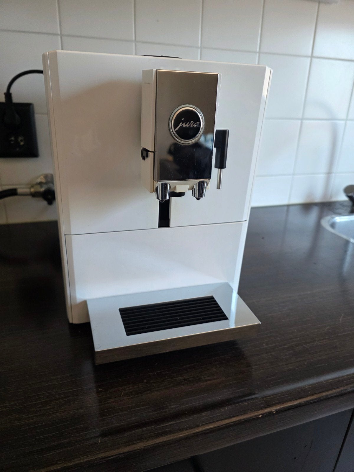 Jura A7 gereviseerd, 10 kopjes of meer, Ophalen, Zo goed als nieuw, Koffiemachine