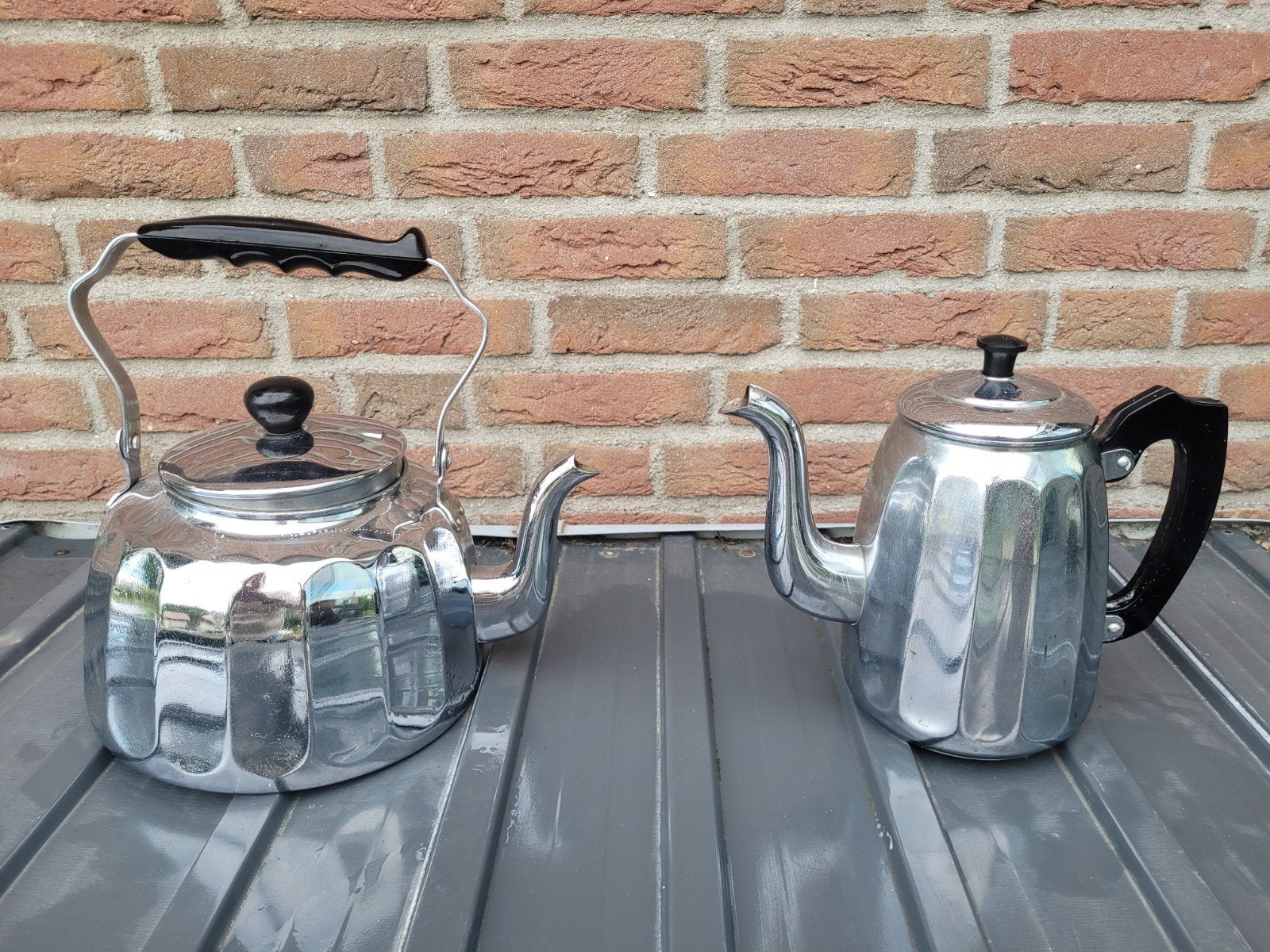 oude thee en koffiekan, Huis en Inrichting, Ophalen of Verzenden, Gebruikt, Aluminium, Overige typen