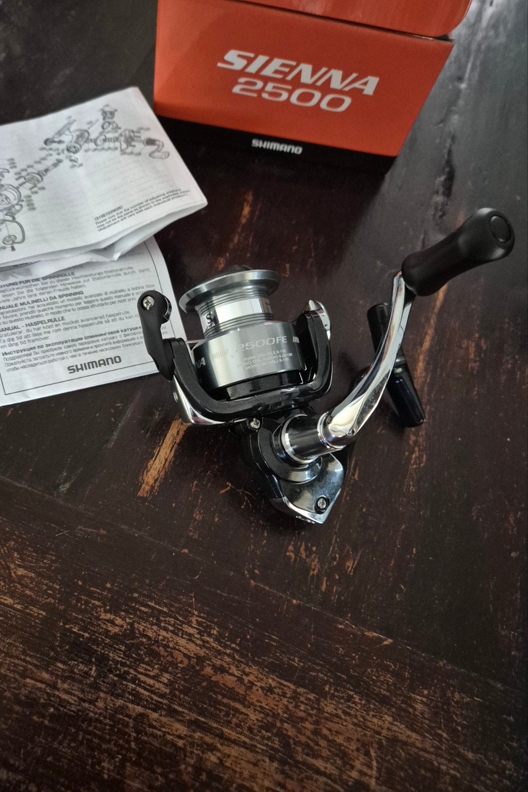Shimano sienna 2500 FE. Nieuw., 2500 FE, Nieuw, Ophalen of Verzenden, Sienna