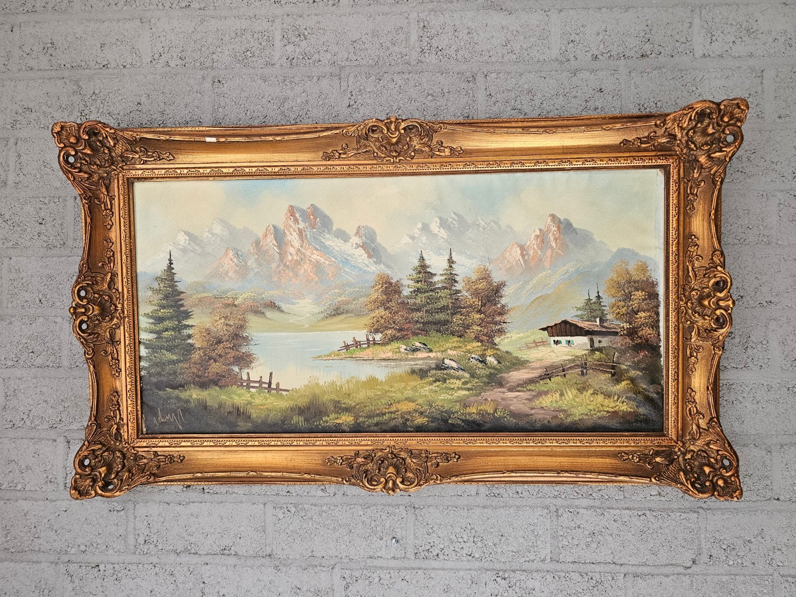 Schilderij berglandschap met meer en huisje 95x55 cm, Doek, Realistisch, Ophalen of Verzenden, Landschap