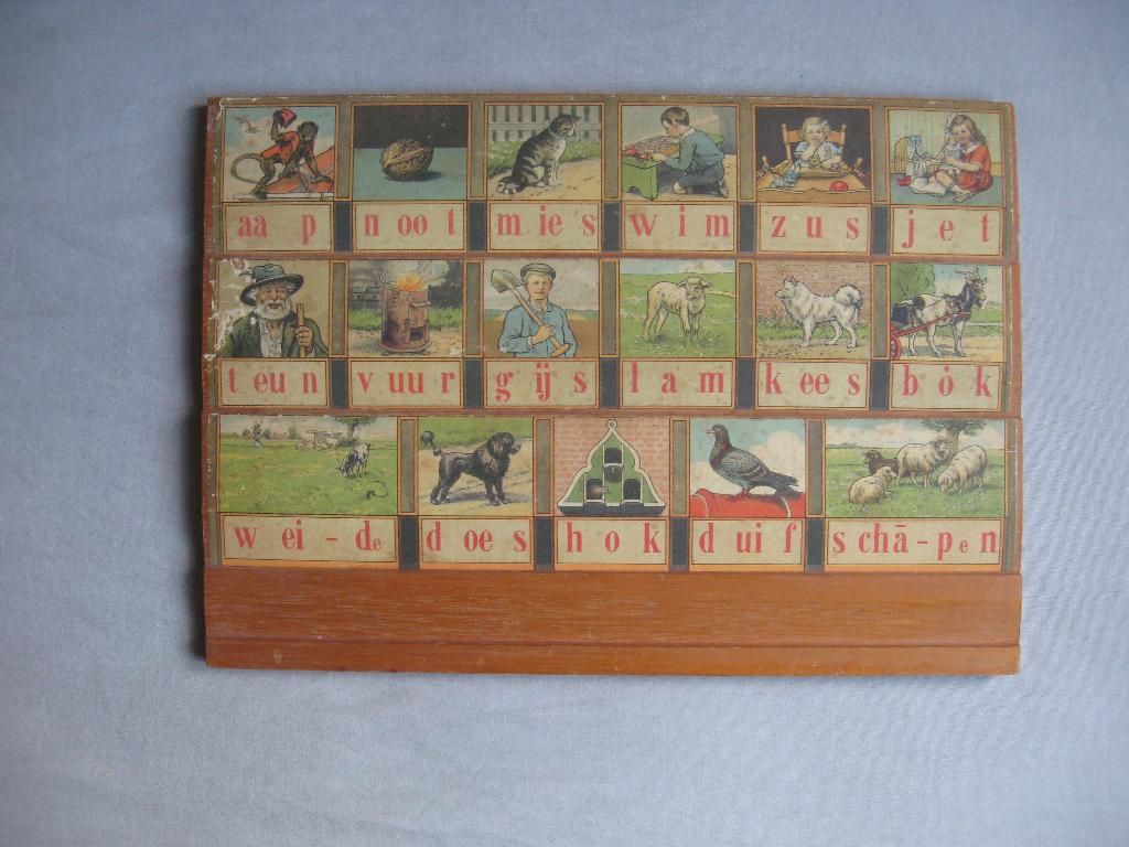 Hoogeveen 's Leesplankje Aap Noot Mies (+doosjes lettertjes), Ophalen of Verzenden