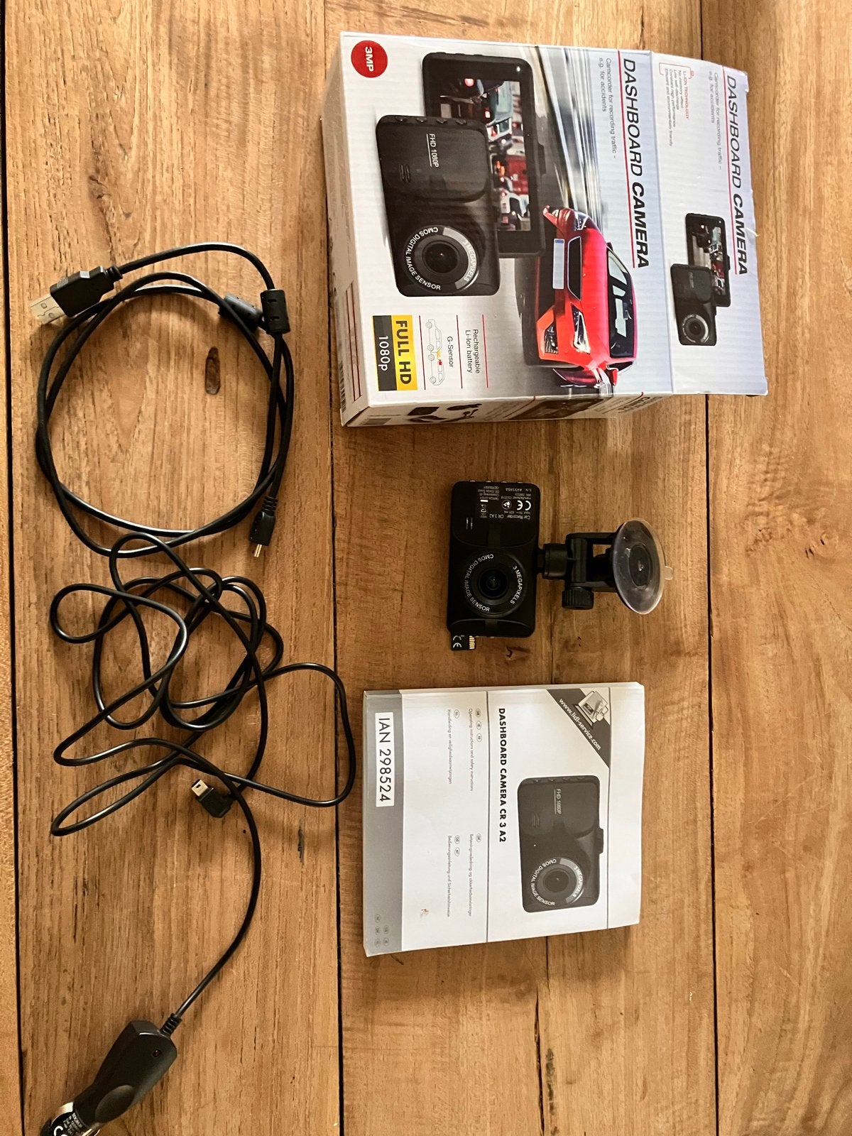 Dashboard Camera Full HD 1080p met accessoires, Auto diversen, Dashcams, Ophalen, Zo goed als nieuw