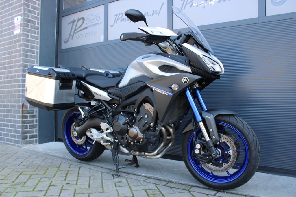 Yamaha MT-09 Tracer 900 (2015) *Zij koffers*, Motorrijbewijs A, Bedrijf, Meer dan 35 kW, YAMAHA