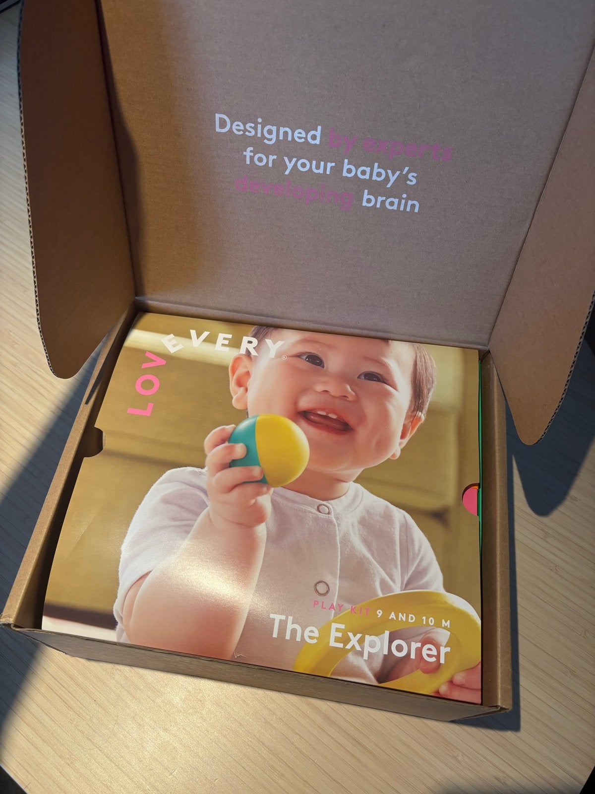 Lovevery The Explorer Play Kit (9-10 maanden), Ophalen of Verzenden, Zo goed als nieuw, Overige typen, Met geluid