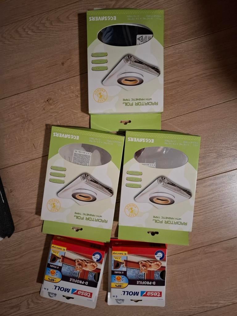 Radiatorfolie (3x)  en d-profielen (2x), Doe-het-zelf en Verbouw, Isolatie en Afdichting, Minder dan 4 cm, Overige materialen