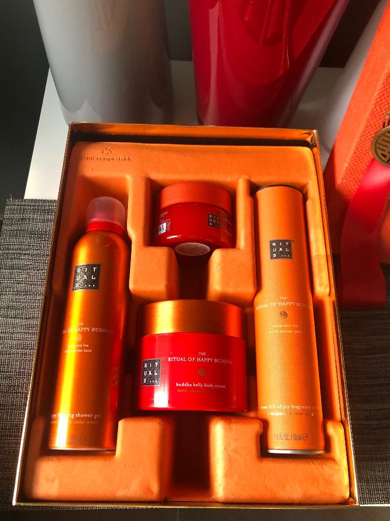 Rituals Happy Buddha grote cadeauset, Ophalen of Verzenden, Nieuw, Bad & Douche